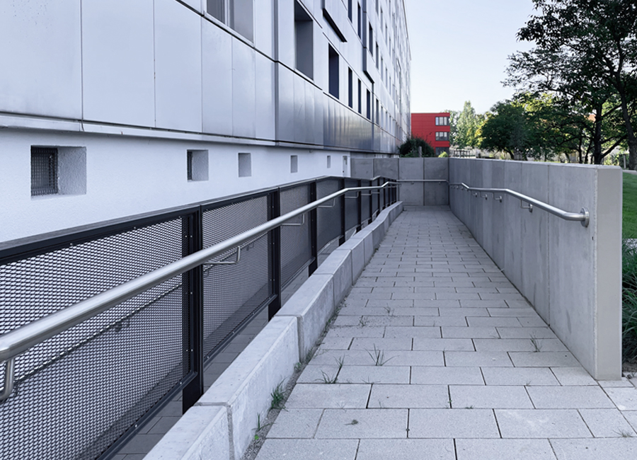 n-vier architekten, renovation Berlin-Lichtenberg, barrier-free ramp, accessibility, technical drawing